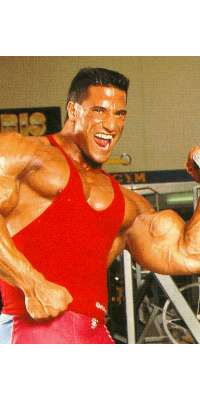 Mike Matarazzo, American bodybuilder, dies at age 48